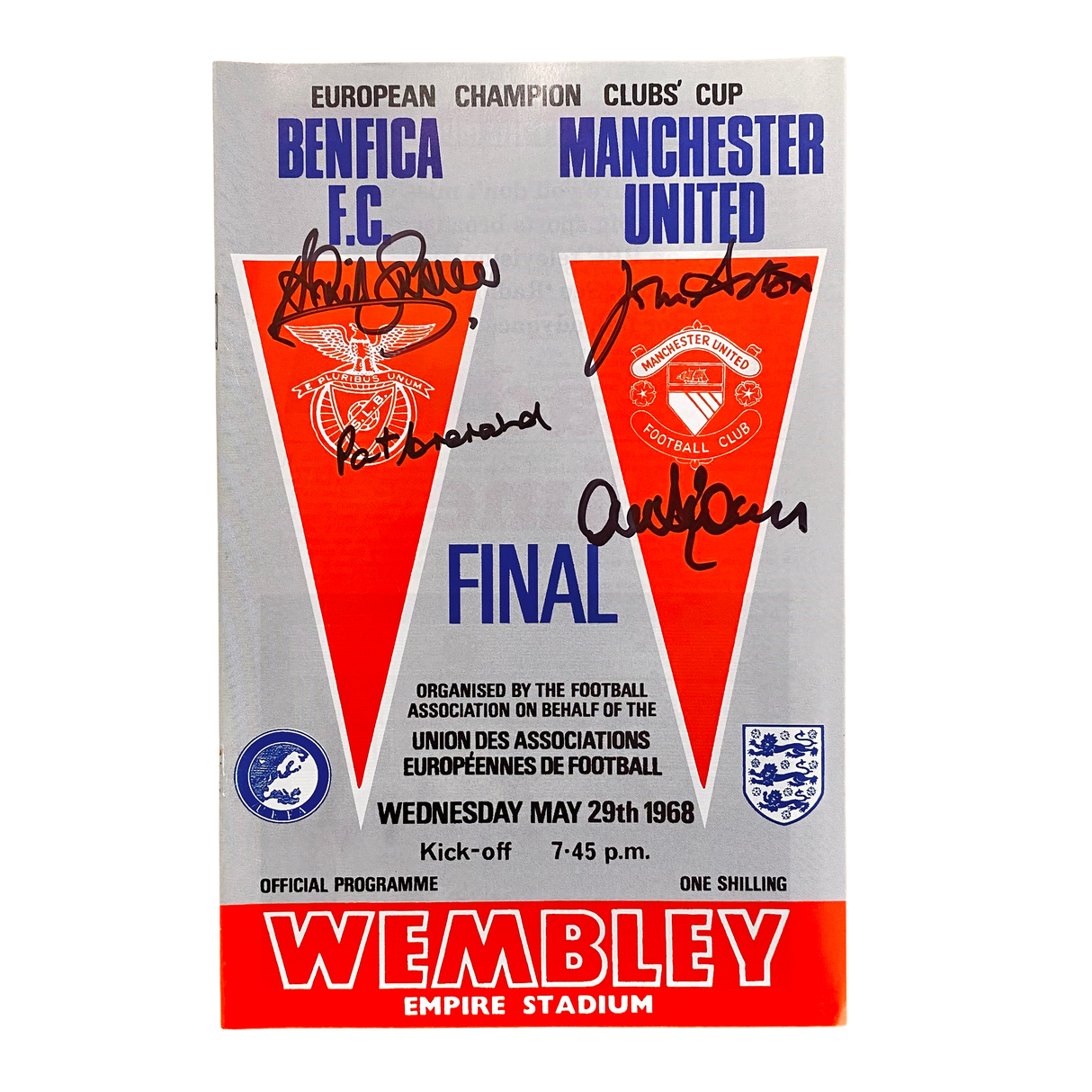 1968 European Cup Final Programme 4X Signed by Stepney, Sadler, Crerand and Aston (S)