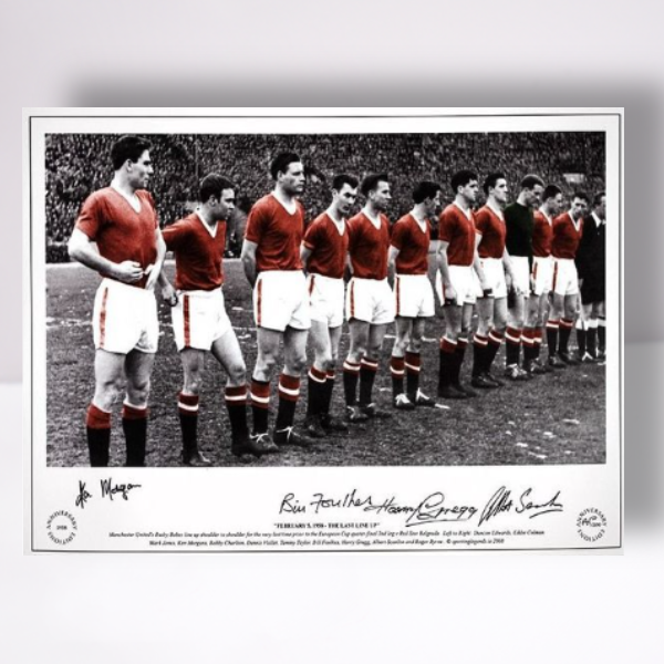 Man United 1958 Last Line Up Photo Signed by Kenny Morgans, Bill Foulkes, Harry Gregg and Albert Scanlon (L)