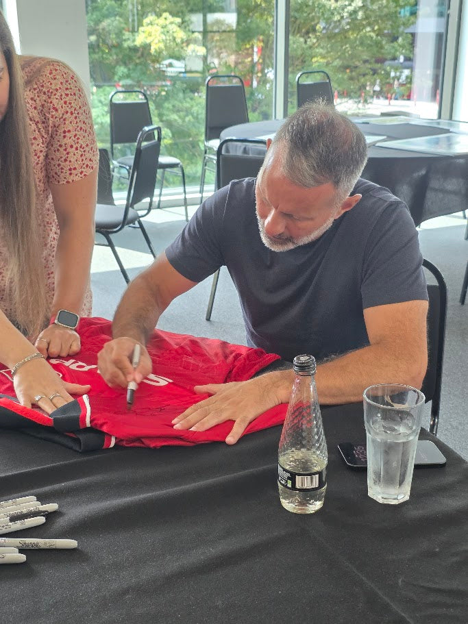 Ryan Giggs Signed Manchester United 1994/1996 Red Home Shirt