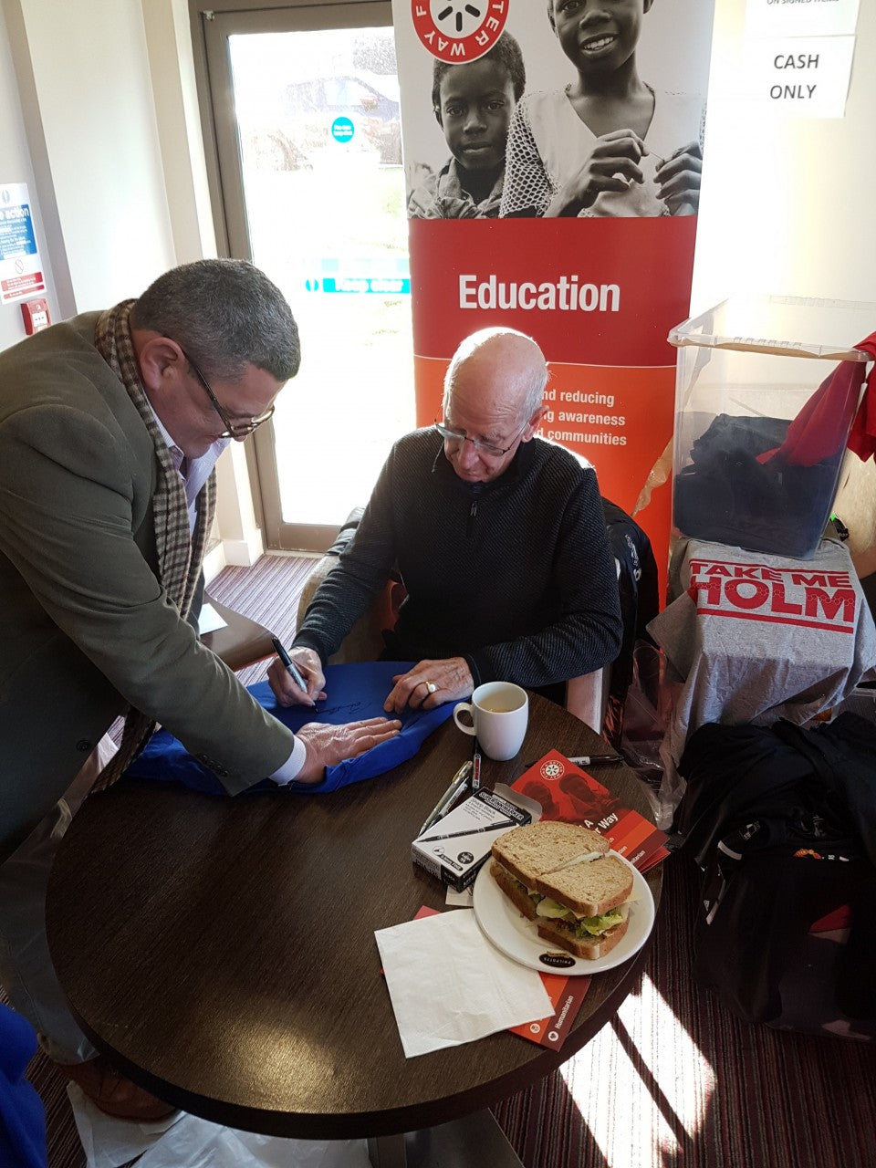 Sir Bobby Charlton Hand Signed 1968 European Cup Final Shirt