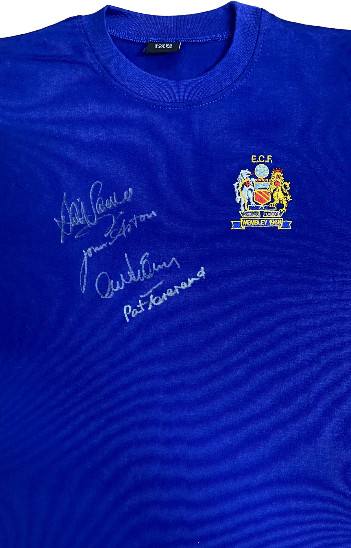 1968 European Cup Final Shirt 4X Signed by Aston, Crerand, Sadler and Stepney