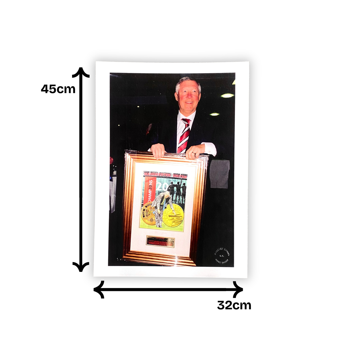 Sir Alex Ferguson with "Milestone" Artwork Photo Print