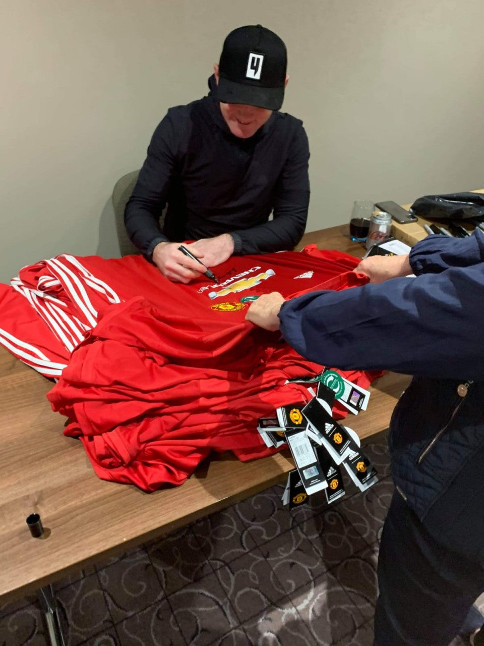 Wayne Rooney Hand Signed Manchester United 2016 2017 Home Shirt